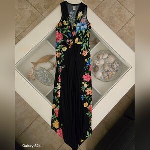 VENUS Floral Maxi Dress NWOT